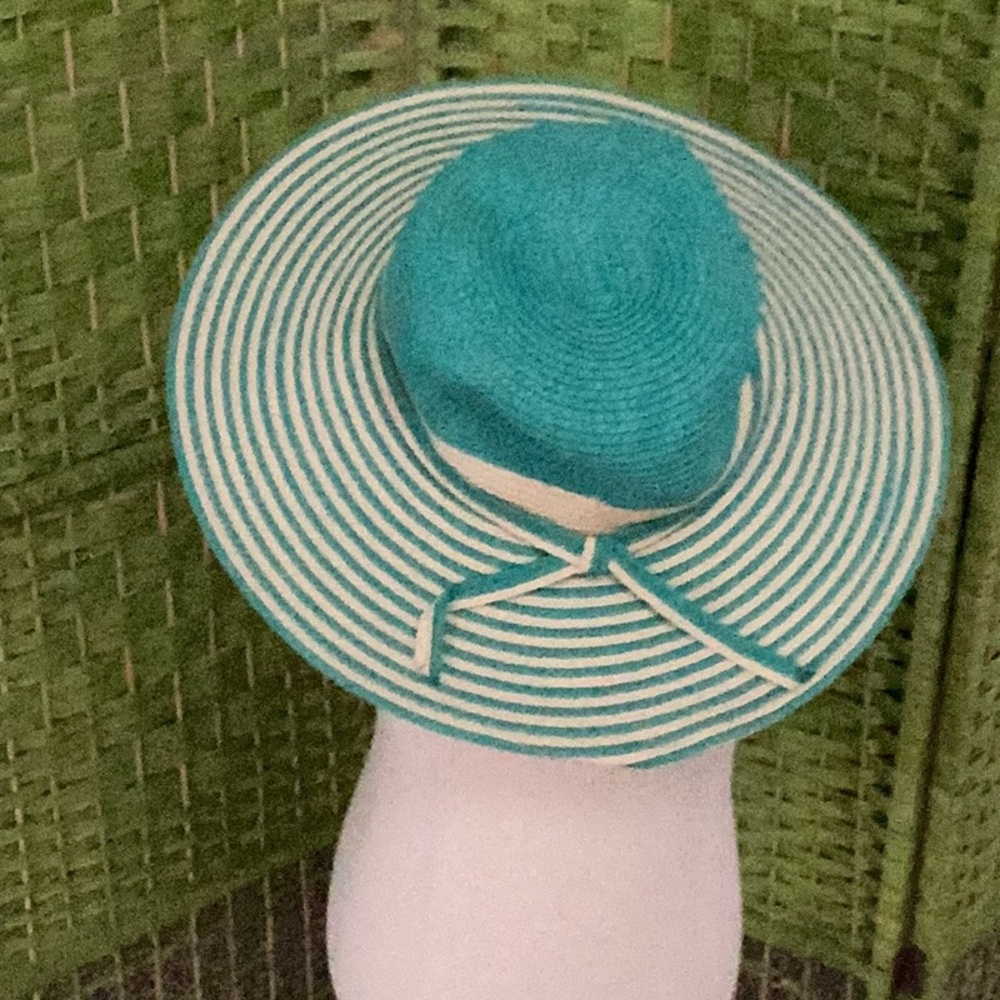 🌴NWOT Cool Floppy Teal Blue Hat Closet Must Have Fun to Wear 🌴